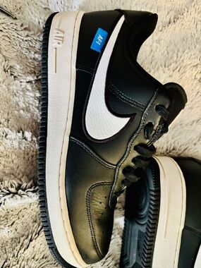 Nike Black & White Men's Athletic Sneakers - AF1 Style